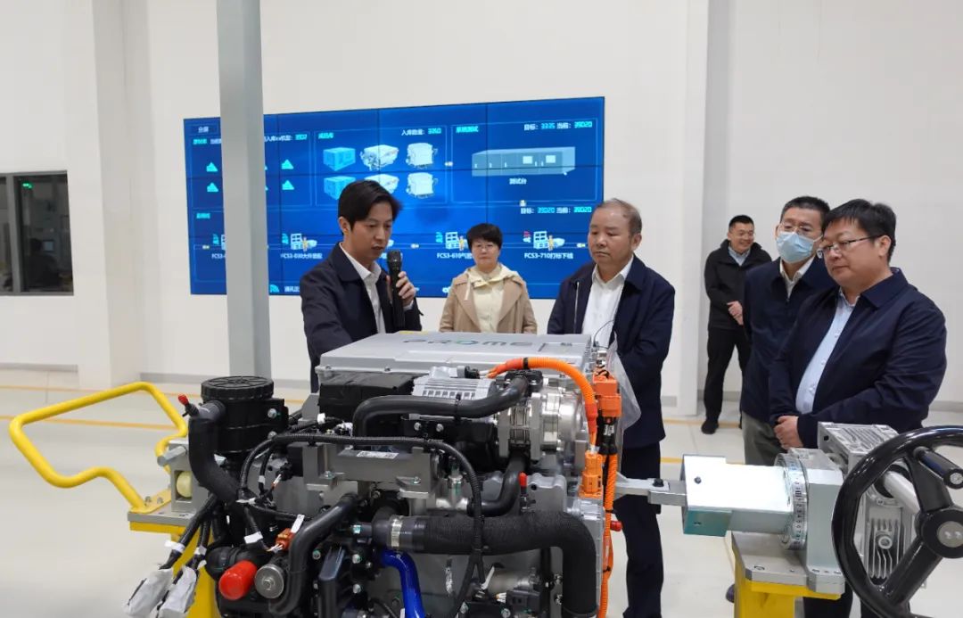 國家能源局總工程師向海平一行赴內蒙古捷氫科技調研.jpg